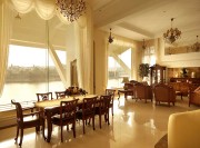 金碧輝煌中式風(fēng)格300平米別墅餐廳吊頂裝修效果圖 金碧輝煌中式風(fēng)格300平米別墅餐廳吊頂裝修效果圖