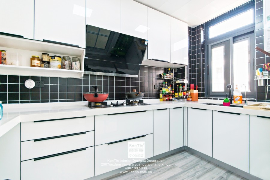 棕櫚灣美式風(fēng)格三居室裝修實景案例廚房