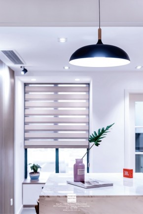 湖畔花園現(xiàn)代簡(jiǎn)約三居室餐廳實(shí)景裝修案例