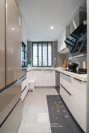 海亮長橋府現(xiàn)代簡約風格三居室廚房裝修實景案例