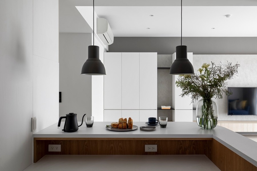 現(xiàn)代簡約風格二居室廚房裝修效果圖